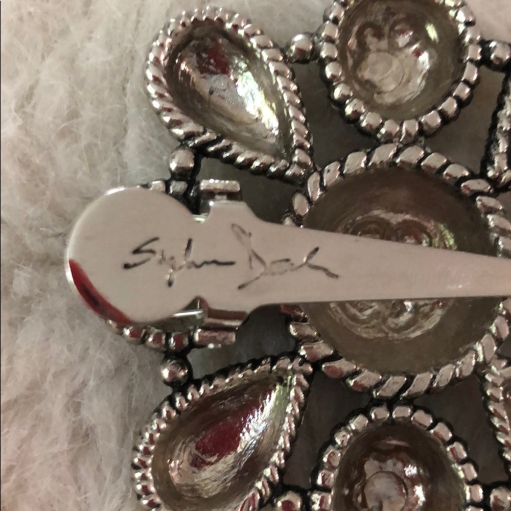 Designer brooch - Picture 3 of 4